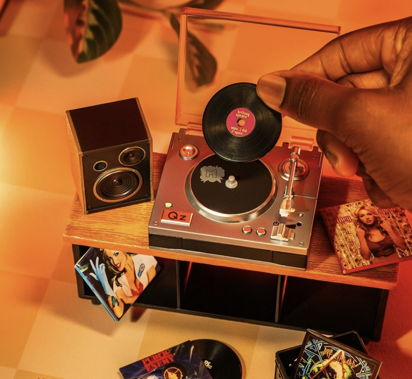 MGA s Miniverse Real Music Record Player Mini
